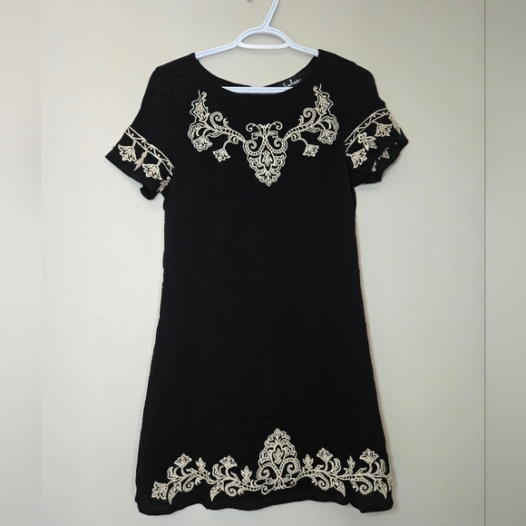 Lulus Dresses & Skirts - Lulu's Black Mini Dress with Cream Embroidery
